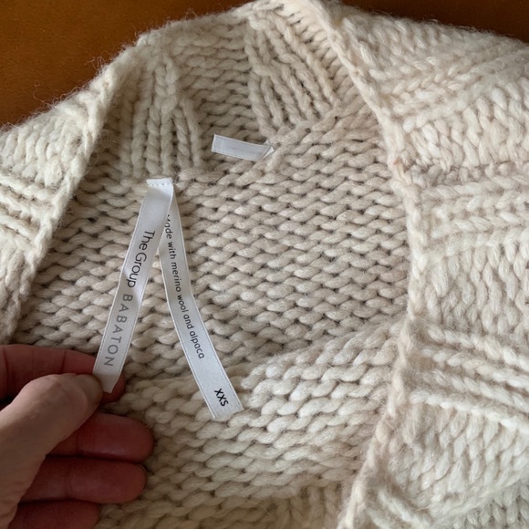 Aritzia wool & alpaca cream sweater